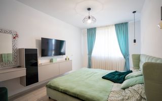 Apartment 3 camere, lux , zona Universității - Poză 3