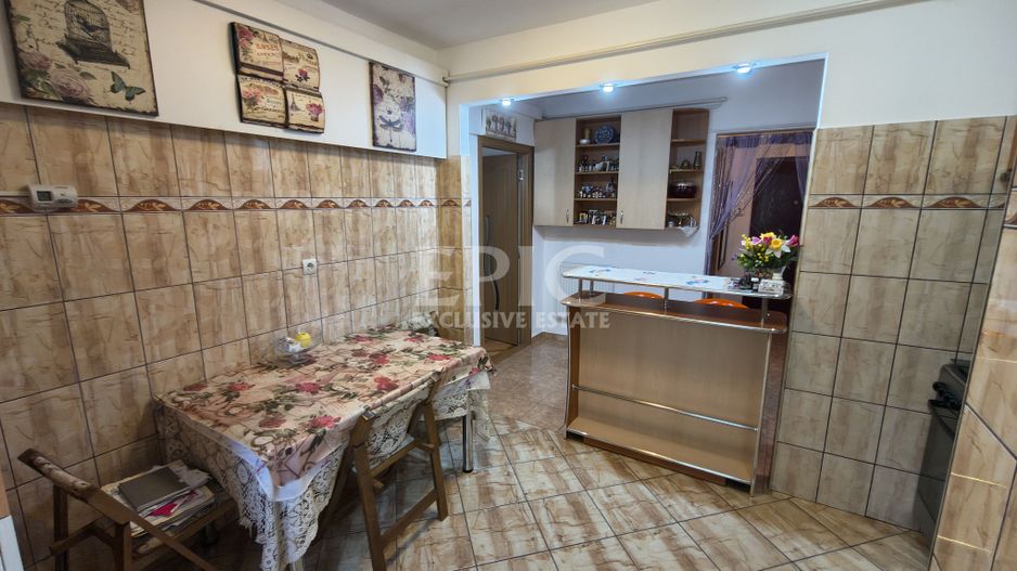 Apartament 3 camere/ Decomandat/ 2 Bai/ Parter/ Tudor - Poză 2