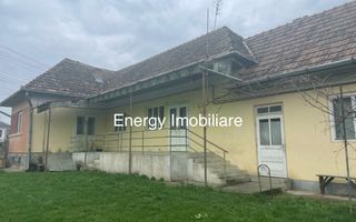 Casă cu teren, Cornești - Poză 1