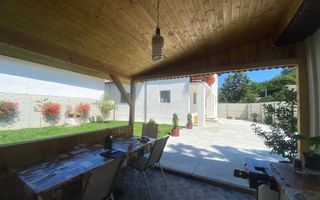 Gata de locuit! Vanzare casa cu 5 camere in Priboiu, com.Branesti - Poză 8