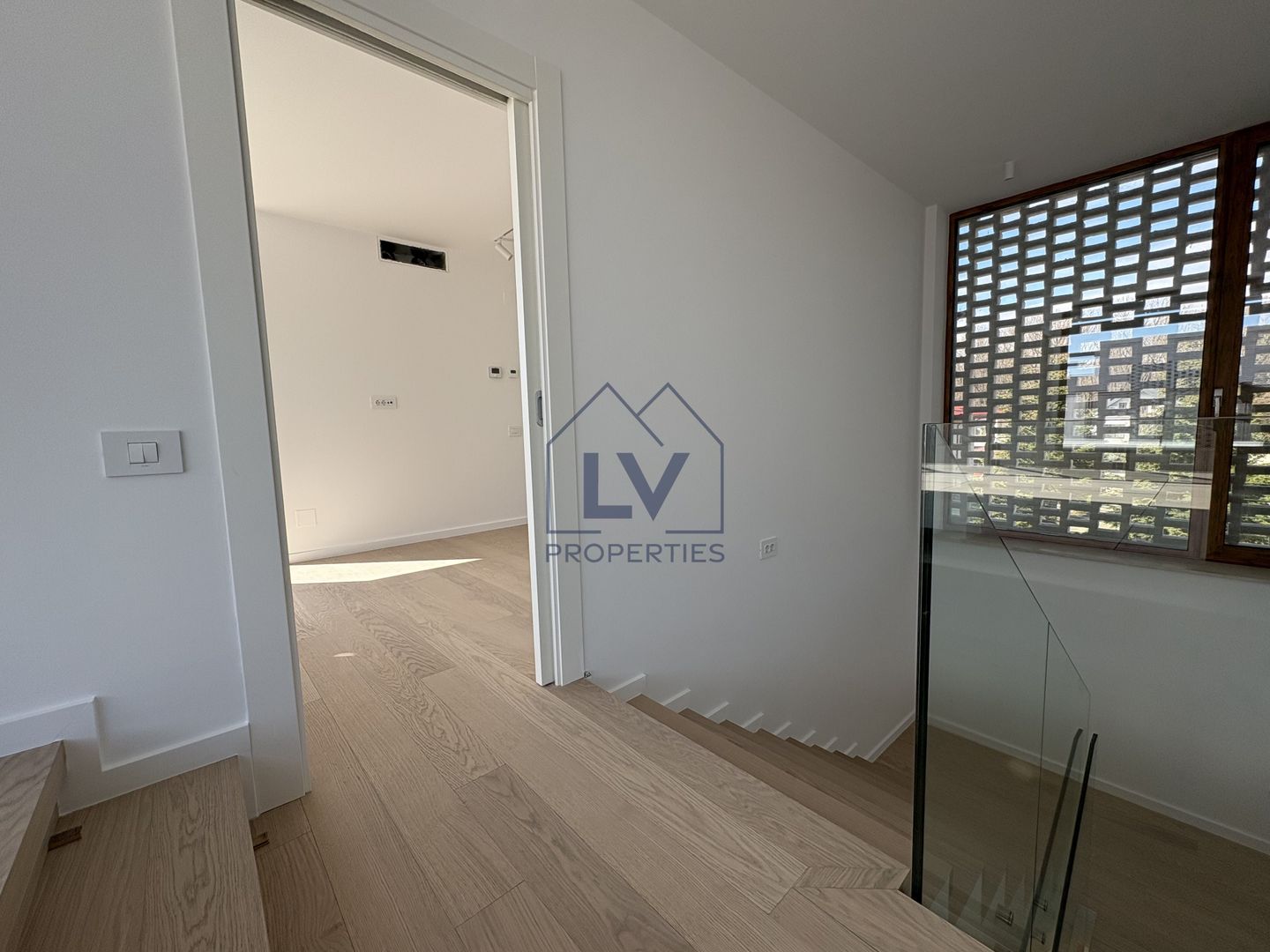 VILA | 6 CAMERE | PIPERA - Poză 11