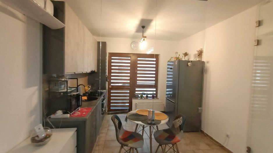 Apartament de închiriat - Poză 1