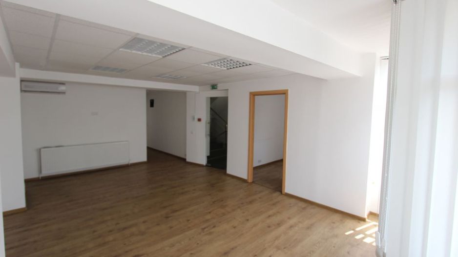 Imobil birouri in zona ultracentrala - Poză 22