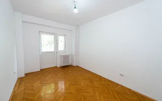 Apartament 3 camere decomandat, 88 mp, an 1982, Piata 1 Mai, Victoriei - Poză 12