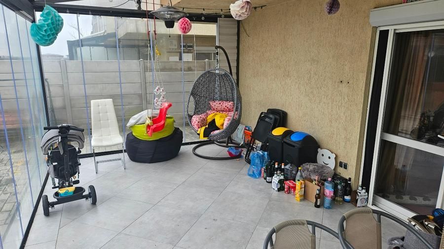 Casa mobilata cu curte de inchiriat - Poză 9