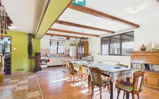 Cabană deosebită cu 4 camere în Căsoaia - Poză 5