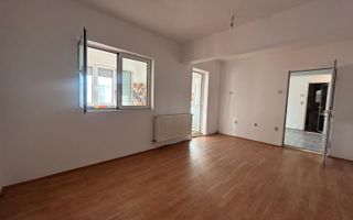 Garsoniera 38 mp de vanzare - Poză 1