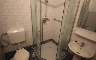 Vila  destinatie camin batrani - Poză 42