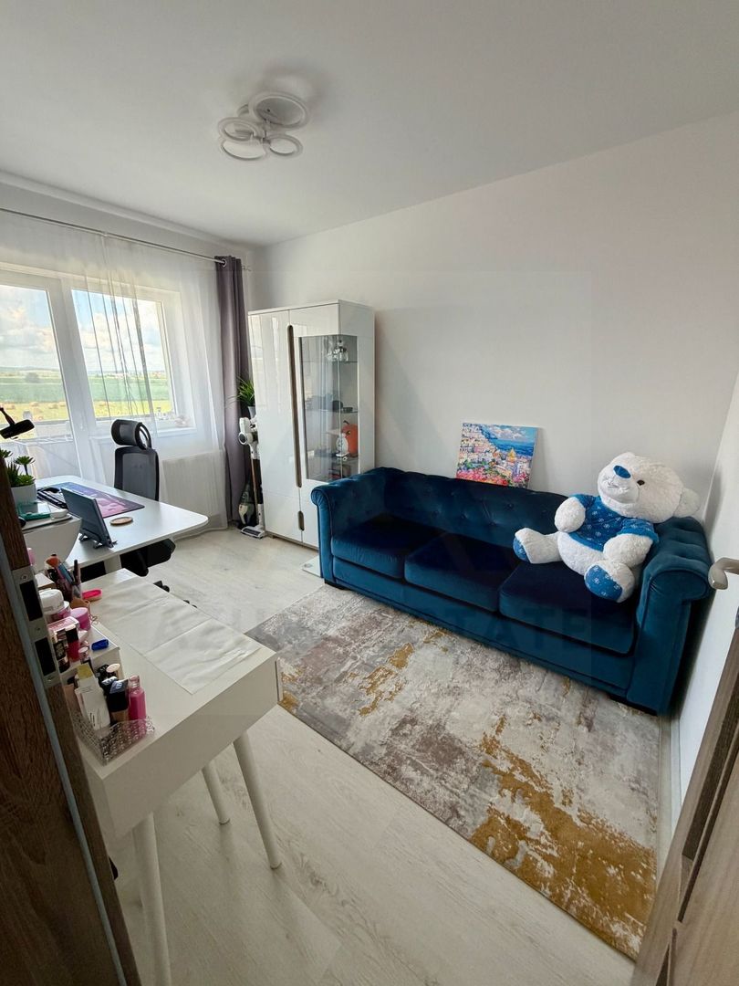 Apartament premium 3 camere etaj 2 cu lift si terasa Calea Surii Mici - Poză 6