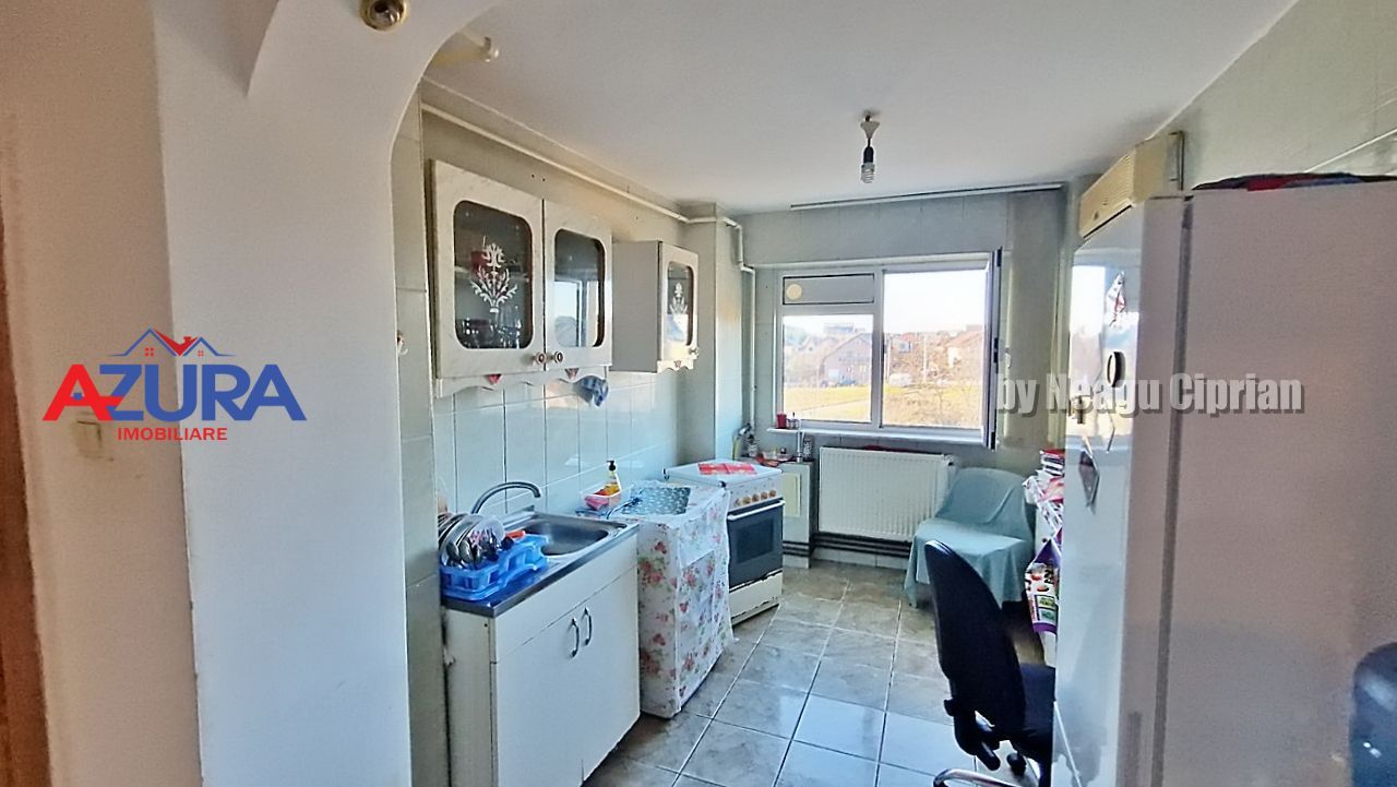 Apartament 3 Camere Prundu etaj Intermediar, vedere Panoramica - Poză 8