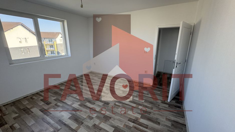 59 mp utili. Disponibil imediat. 2 locuri de parcare inscrise in CF. - Poză 7