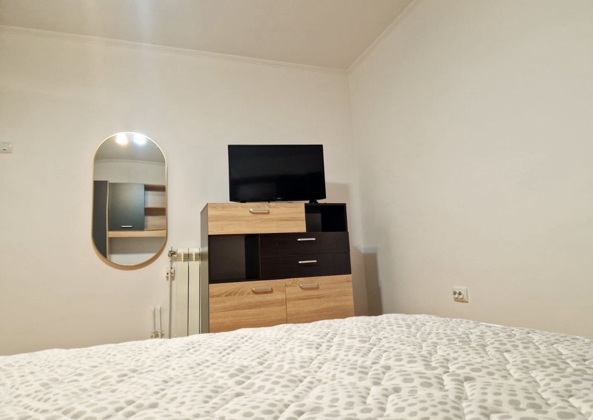 AP. 2 CAMERE 1 MAI, RENOVAT, CENTRALA TERMICA, METROU 5 MINUTE - Poză 4