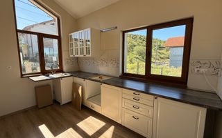 Casa individuala de inchiriat, 240 mp, teren 300 mp, zona Sannicoara - Poză 21