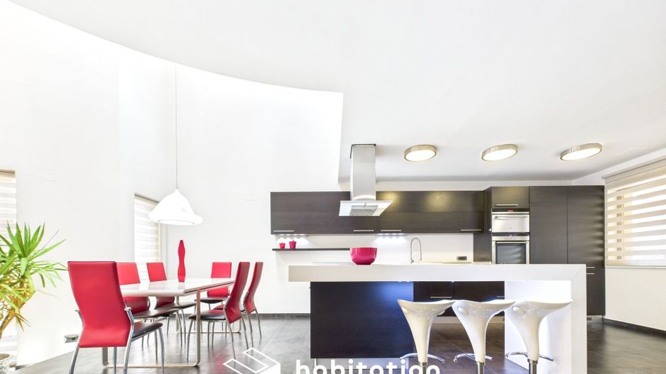 Descoperă eleganța unei case moderne– vizitează prin tur virtual - Poză 7