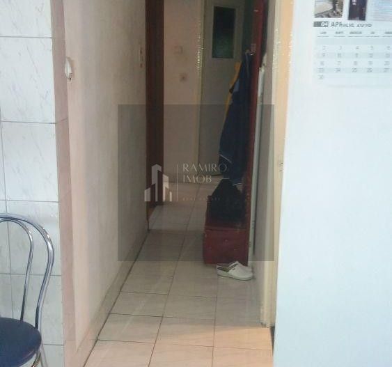 Apartament 3 camere decomandat Rahova - Poză 2