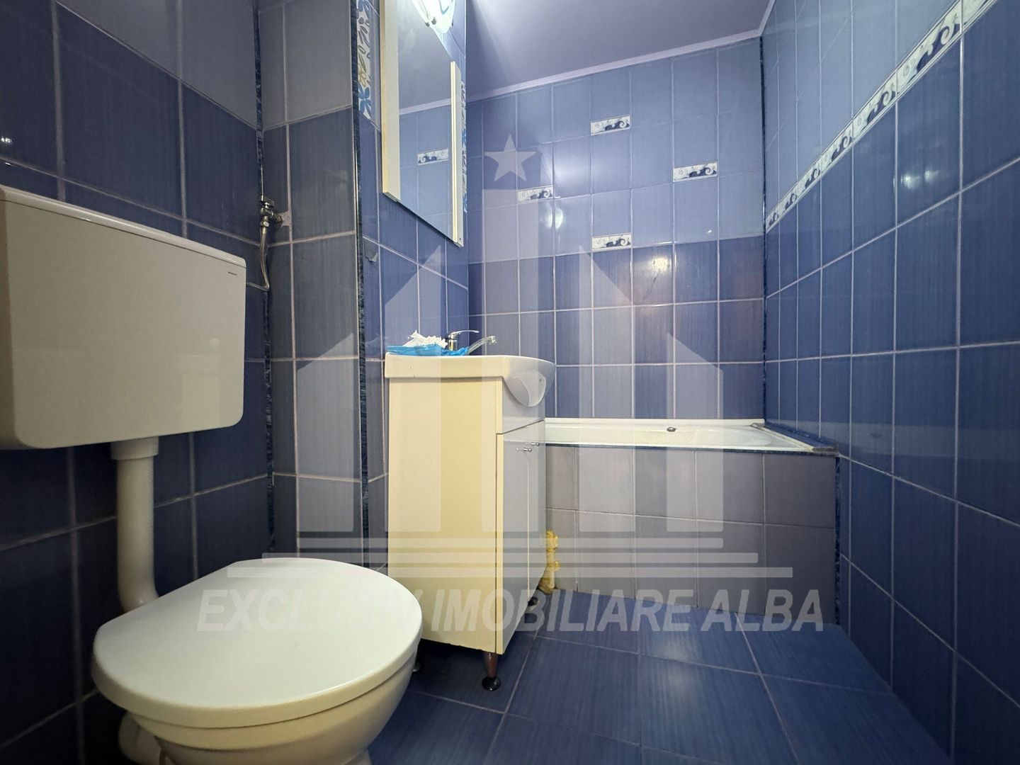 Garsoniera decomandata, etaj 2, Cetate - Poză 6