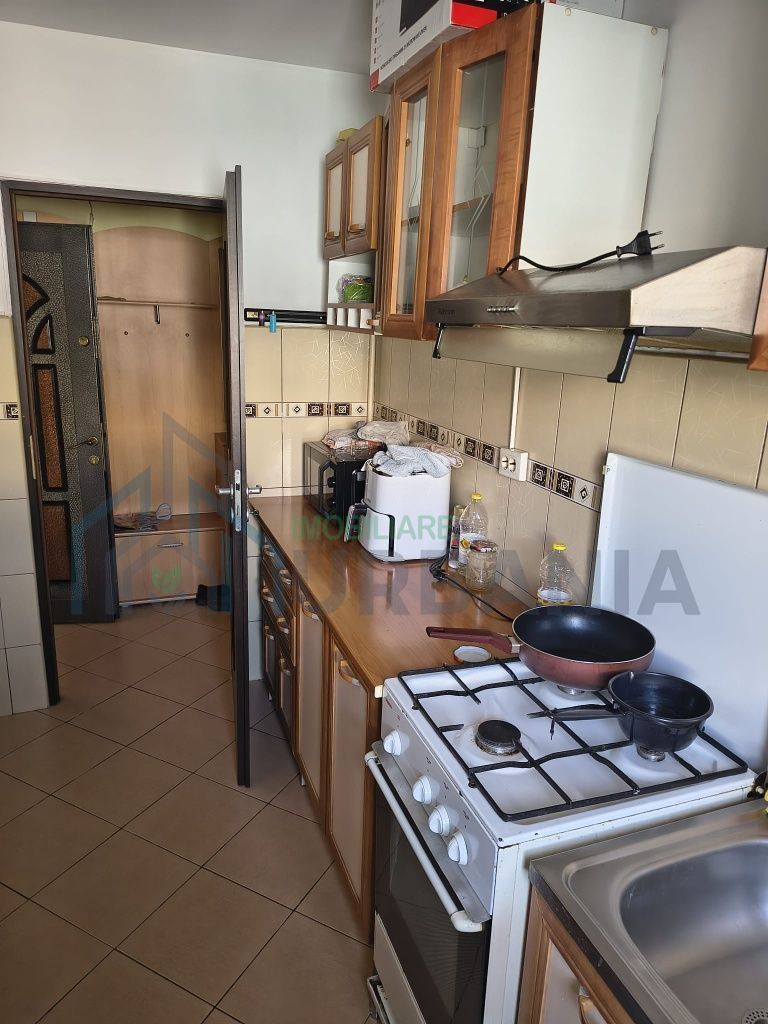 Chirie apartament semidecomandat Alexandru cel Bun - Poză 7