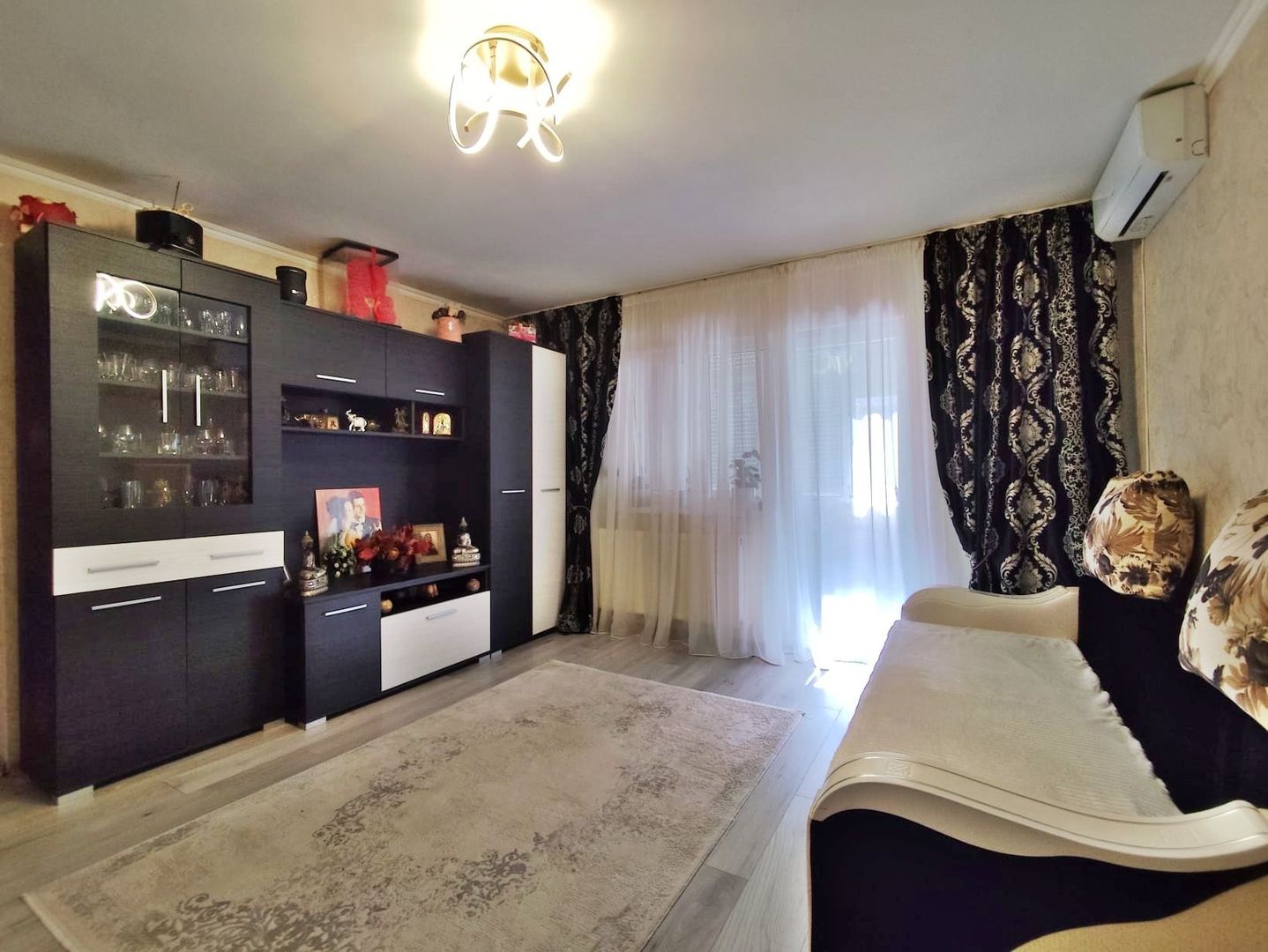 Apartament 2 camere, 51 mp, parcare, zona Nufarul, Oradea - vanzare - Poză 5