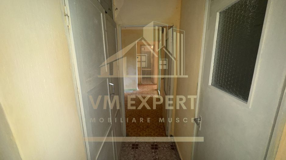 APARTAMENT 3 CAMERE ETAJ 2 GRUI  CAMPULUNG - Poză 10