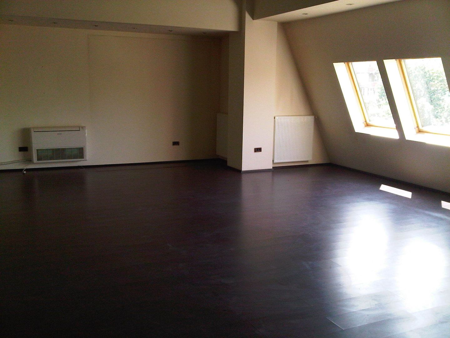 5 CAMERE MANSARDA|| OPORTUNITATE DE INVESTITIE| multiple optiuni de folosinta - Poză 1