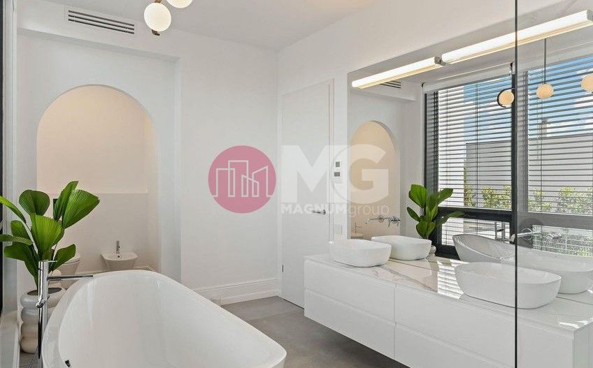 Vila moderna- de vanzare- la padure - Poză 14