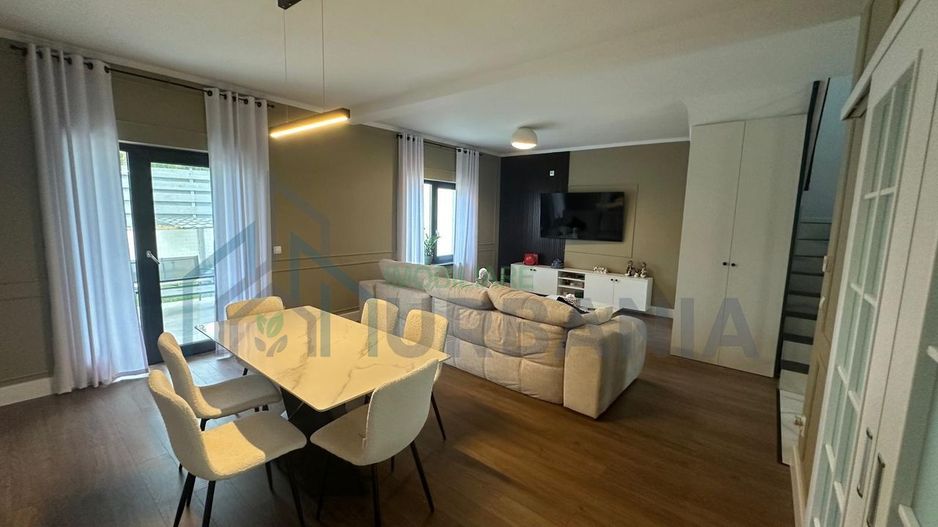 Casa D+P+E in Tomesti,Asfalt, Tâmplărie VEKKA - Poză 10