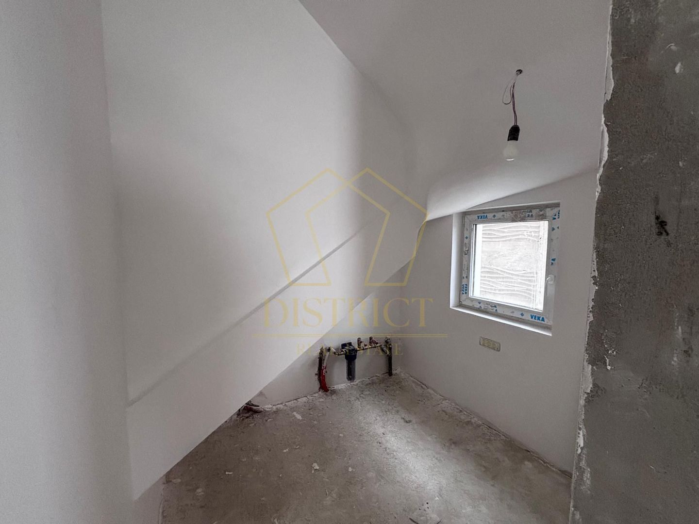 Duplex spatios cu 5 camere | Sacalaz - Poză 15