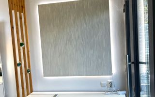 Camera cu baie, parter, bloc nou - Poză 13