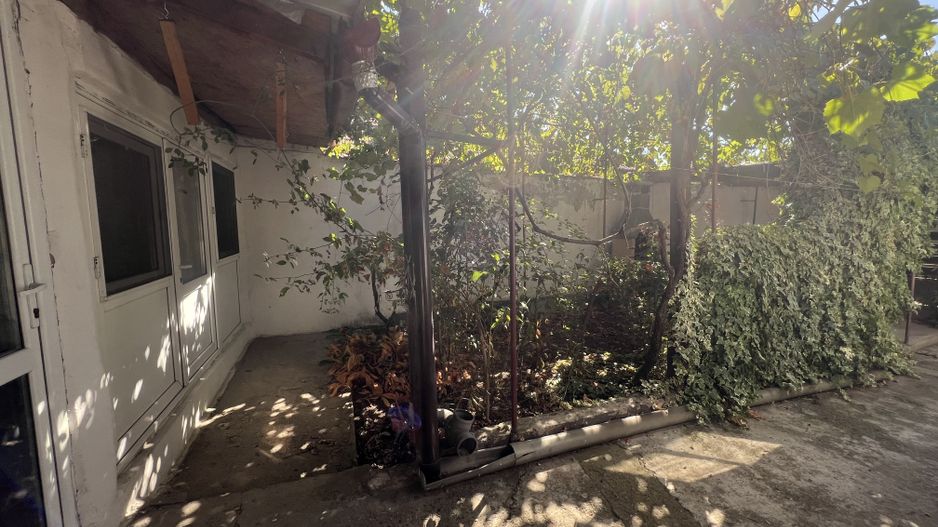 vand casa in Schela,gaz la poarta - Poză 12