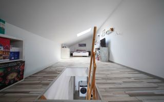 Duplex modern 4 camere + mansardă, complet mobilat – Comuna Berceni - Poză 24