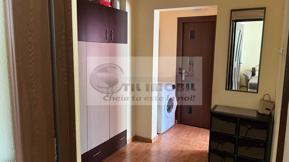 Inchiriez apartament 2 camere Nicolina 1 - Poză 4