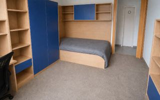 Apartament cu 4 camere in zona Gorjului - Poză 1