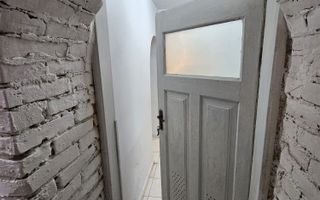 Vanzare Boxa demisol, Bvd. Republicii - Poză 8