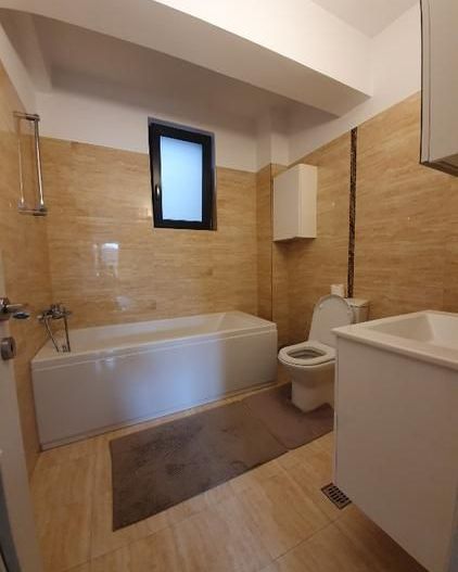 Proprietar, Apartament Domenii, 4 camere, loc parcare și boxă inclusa, etaj 2/3 - Poză 8