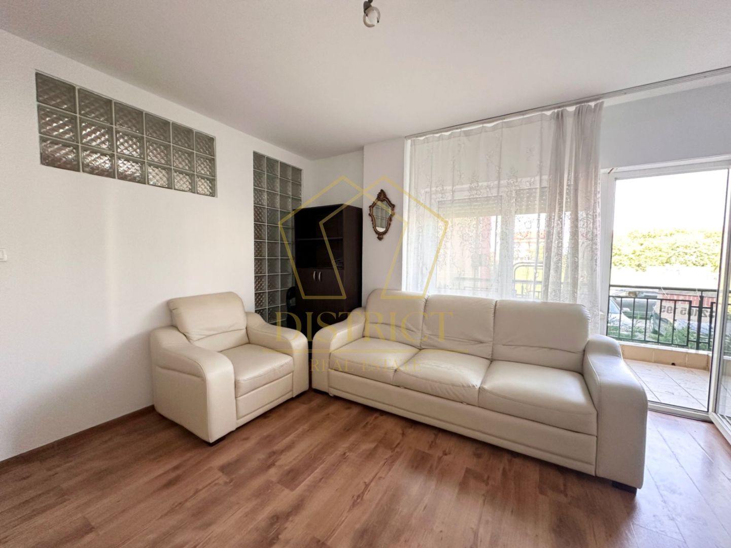 Apartament cu 2 camere | Soarelui - Poză 1