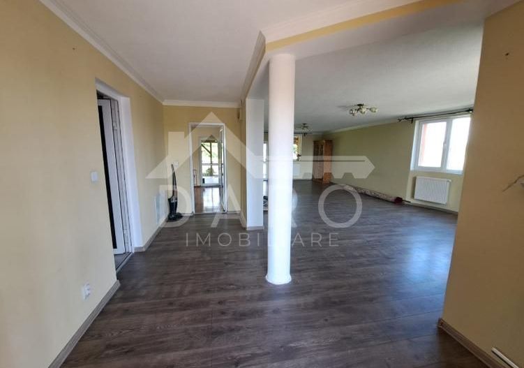 Casă de vânzare, teren 1040 mp - Poză 3