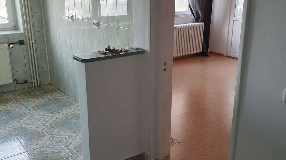 Proprietar ofer spre INCHIRIERE un apartament 2 camere , pe Bulevardul Nicolae Grigorescu. - Poză 8