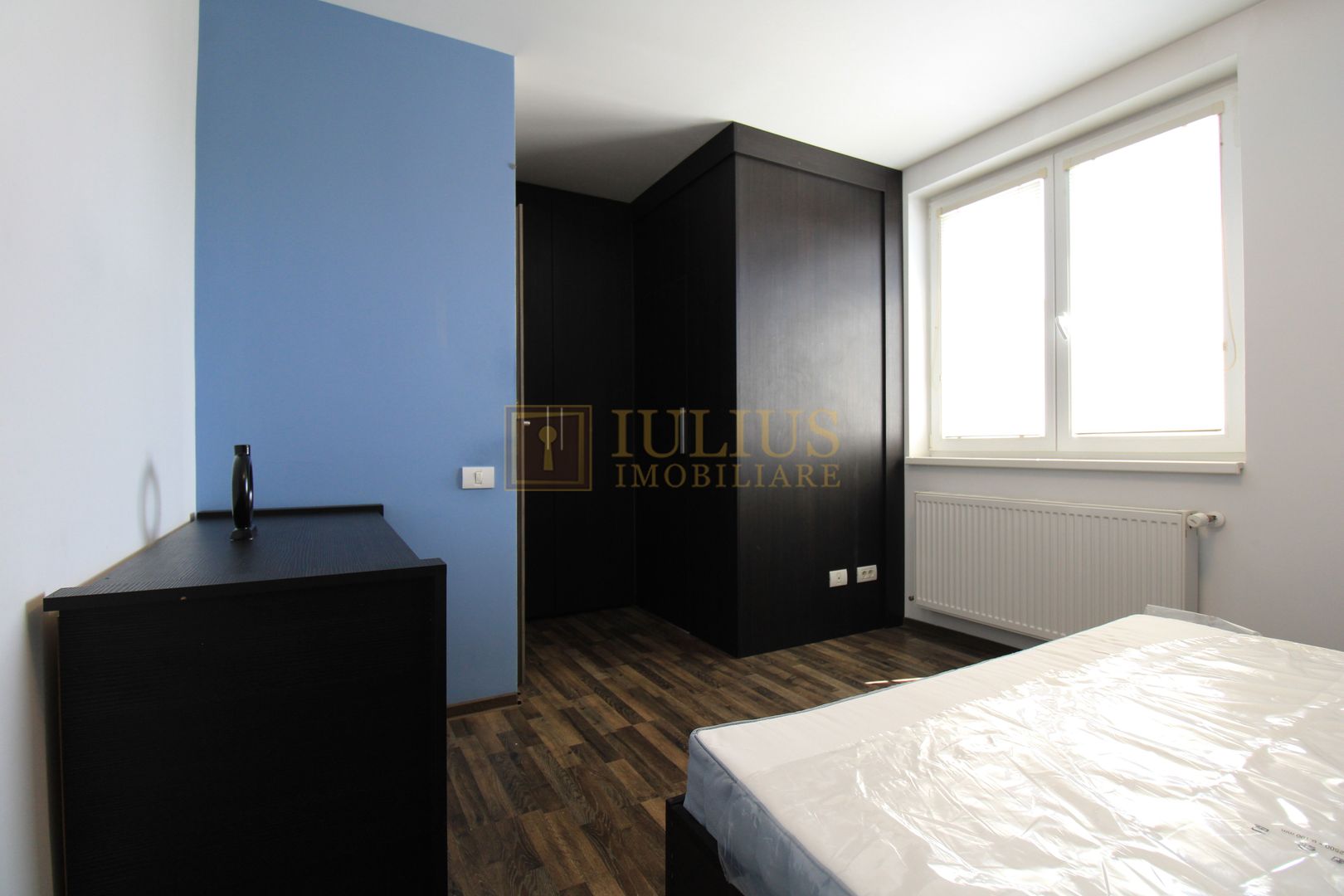 Dumbravita, 2 camere, centrala proprie, parcare - Poză 9