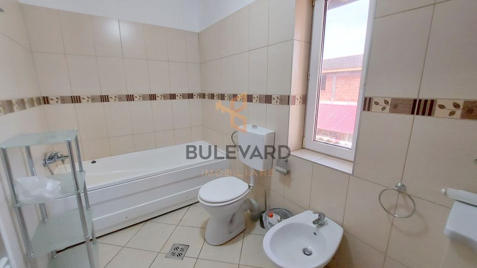 Casa cu 4 camere,  zona strazii Avram Iancu! - Poză 5