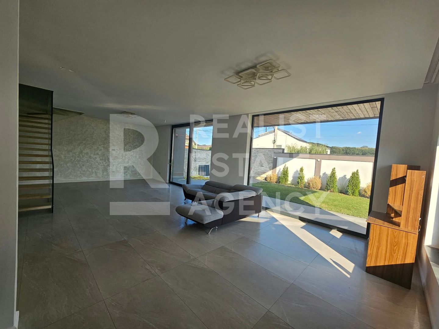 CASĂ PREMIUM DE VÂNZARE – SERENITY 1 TEHNOLOGIE SMART CONFORT SUPERIOR - Poză 22