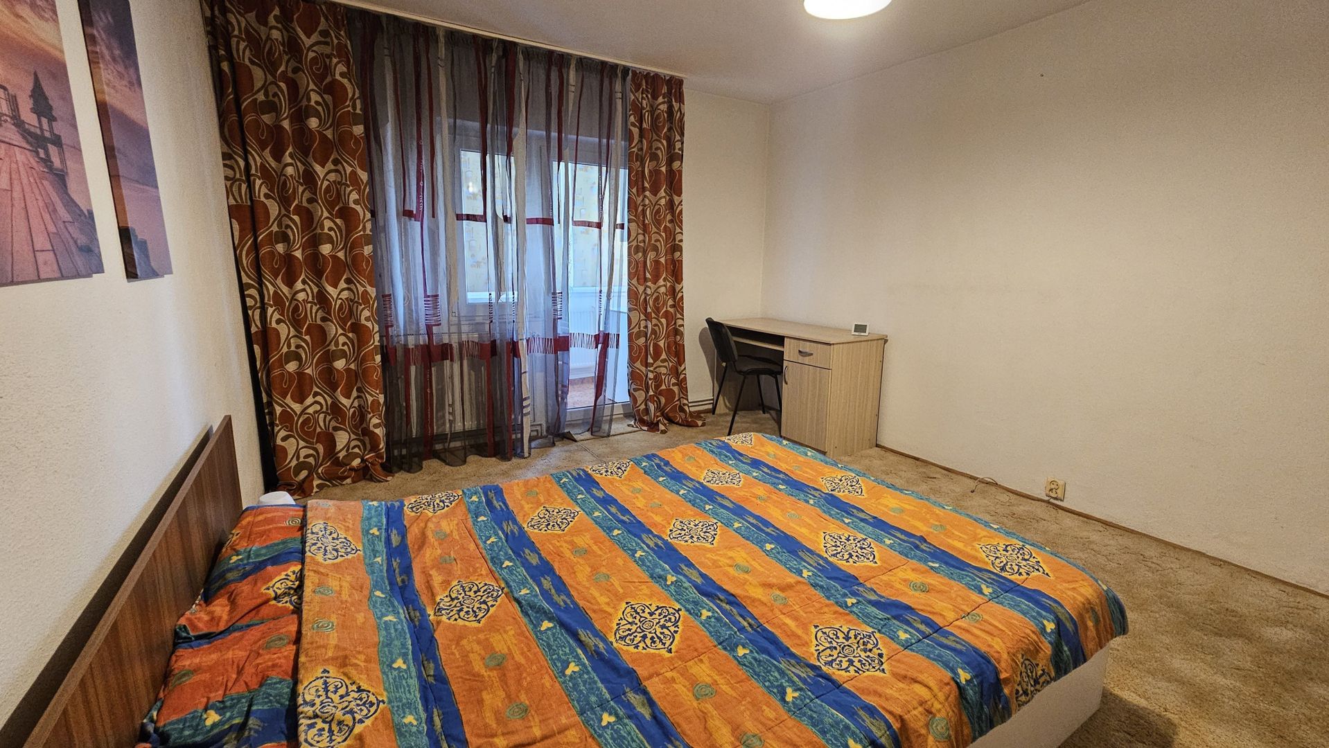 Grivitei ,zona Colinei apartament mobilat si utilat complet - Poză 4