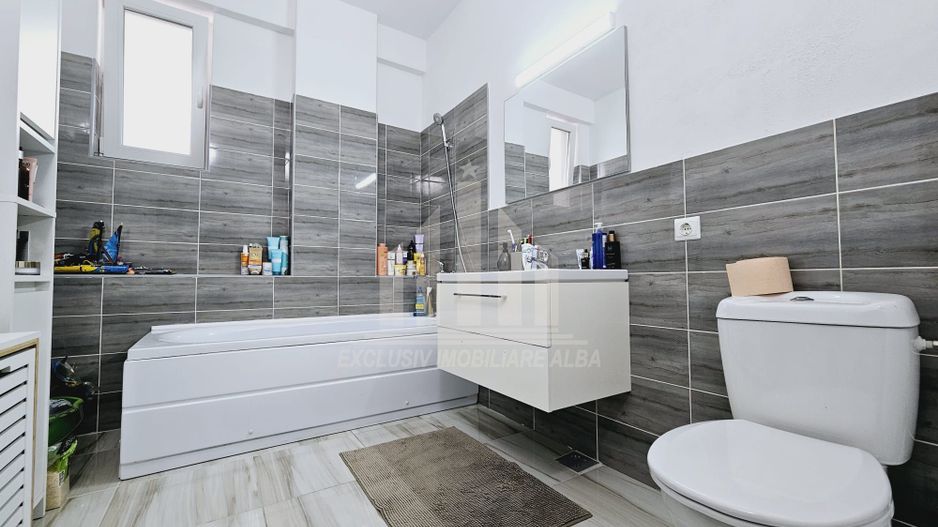 Apartament cu 3 camere de vanzare, Ampoi 3 - Poză 7