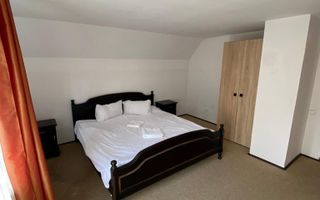 Vilă complet utilată | 6 dormitoare | lângă pârtia Arena Păltiniș - Poză 8