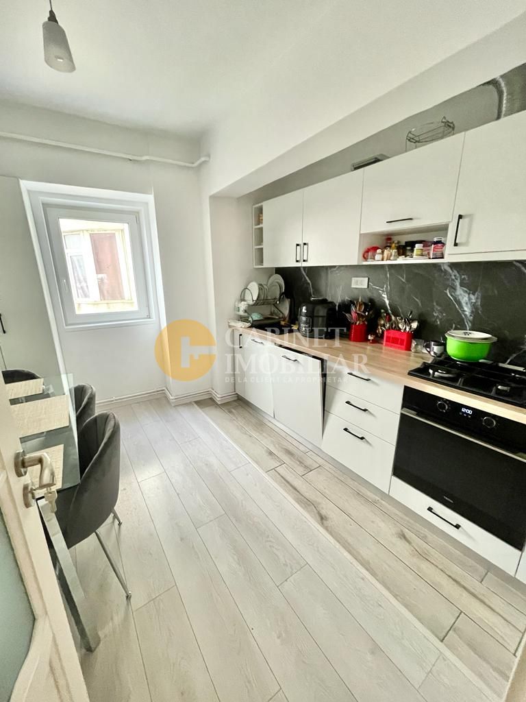 Billa -Gara Etaj Intermediar Apartament 4 camere- 96mp - Poză 4
