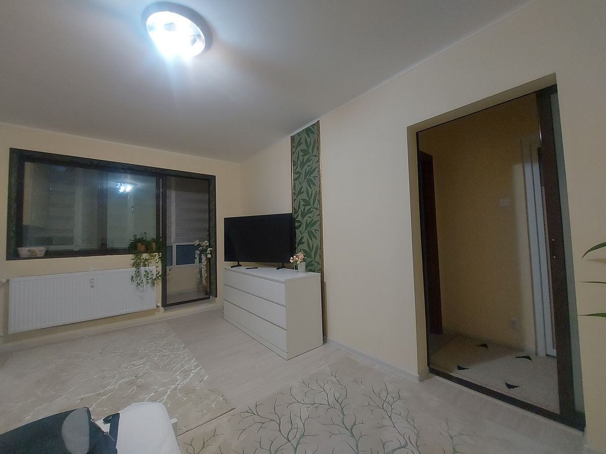 Vanzare Apartament 2 camere, 50 mp, renovat complet – metrou Constantin Brâncuși - Poză 1