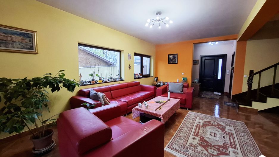 Vila cu 4 camere, Gageni - Poză 7