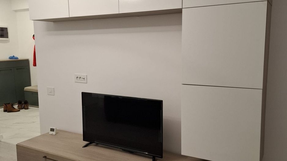 Prima Inchiriere 2 camere Complex Novum Gorjului - Poză 2