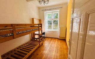 Apartament la casă | Decomandat | 100 MPU | Central - Poză 3