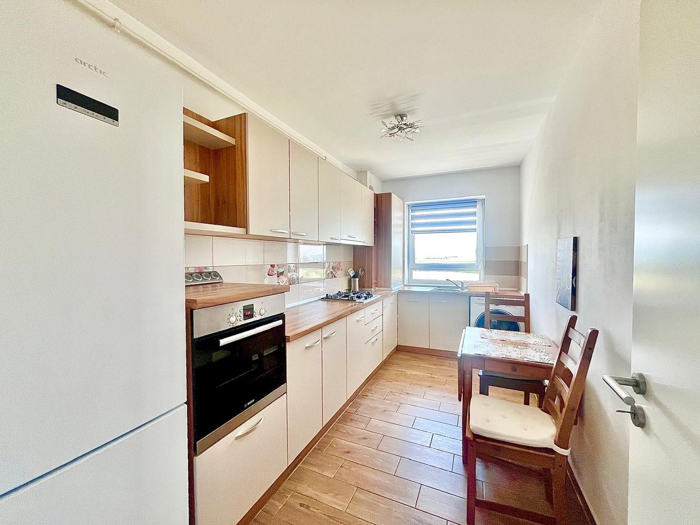 Vanzare apartament 2 camere Avantgarden 3 vedere panoramica 116000 Euro - Poză 7