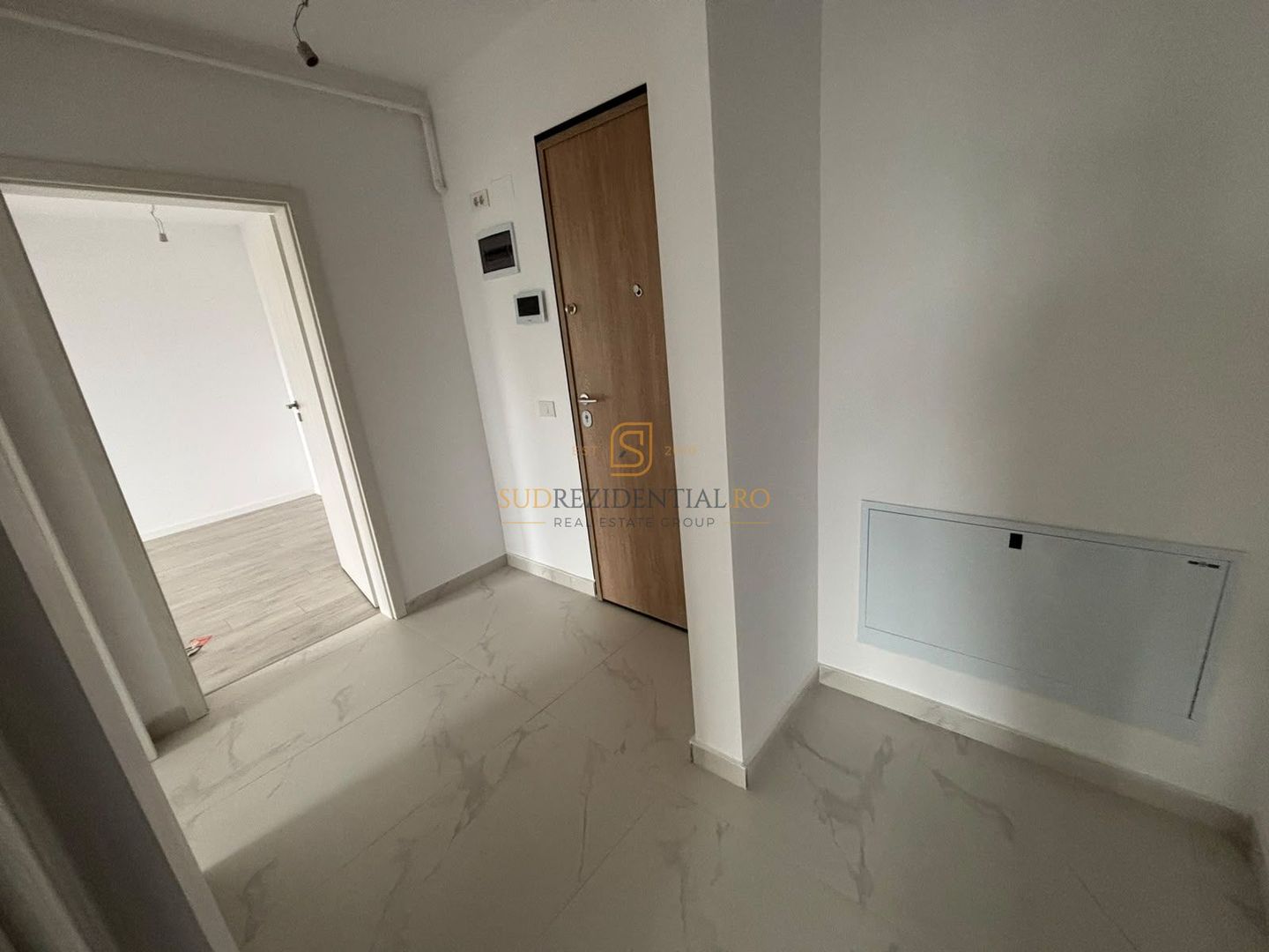 Apartament 2 camere decomandat, nemobilat, metrou Berceni - Poză 5